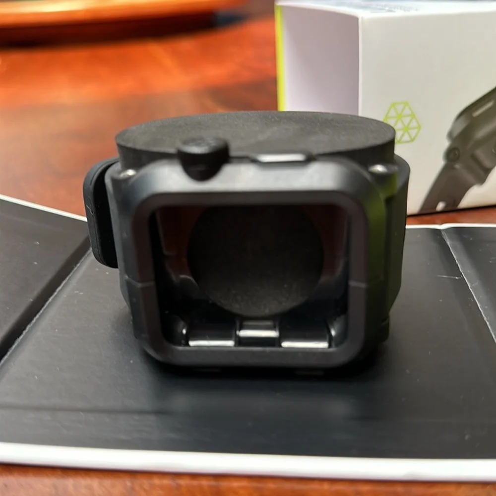 Men's Apple Watch case. Lunatik Epik. 42mm. Black.
